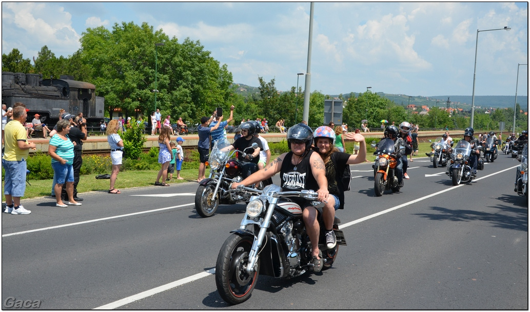 harleydavidsonopenroadfelvonulasmotorgaca201300172