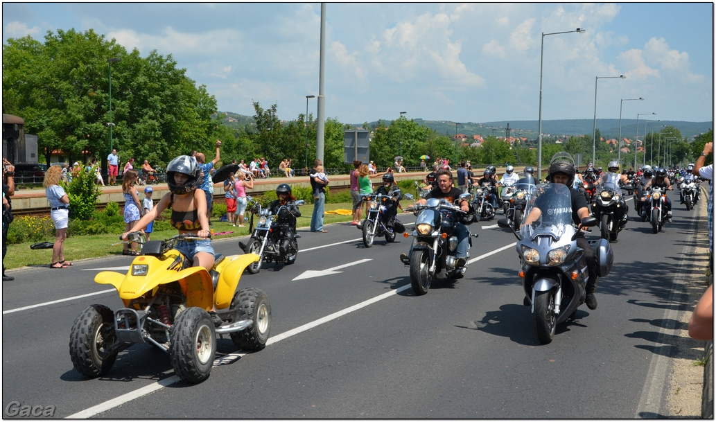 harleydavidsonopenroadfelvonulasmotorgaca201300177