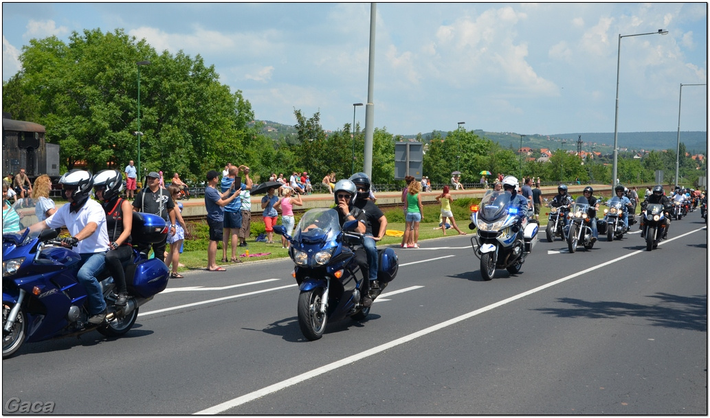 harleydavidsonopenroadfelvonulasmotorgaca201300202