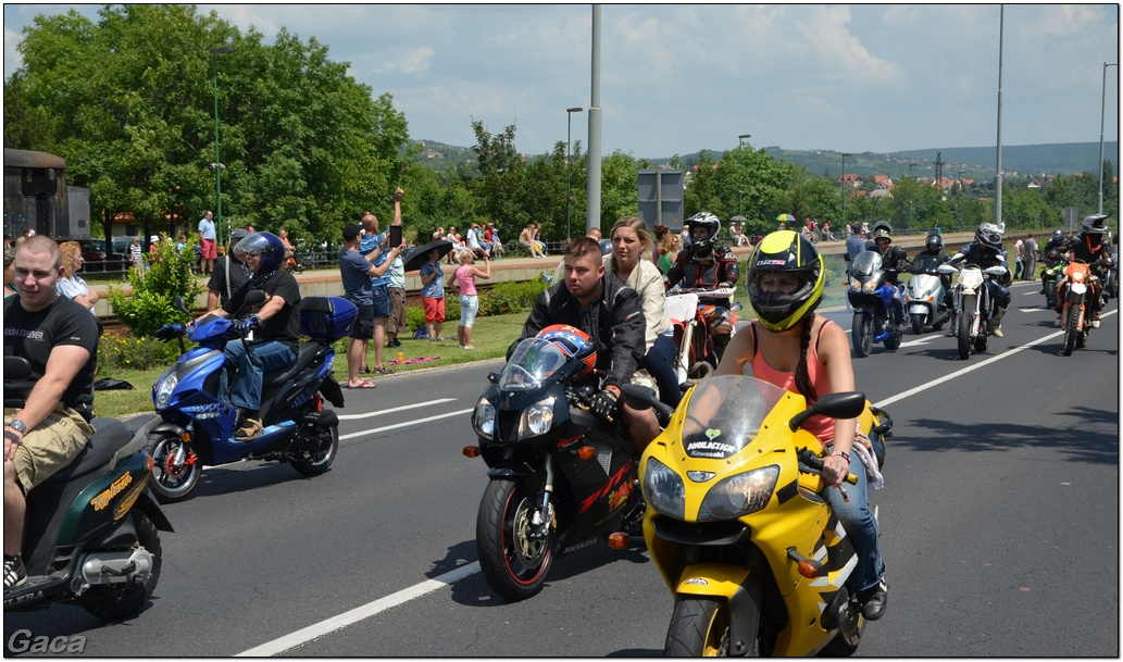 harleydavidsonopenroadfelvonulasmotorgaca201300214