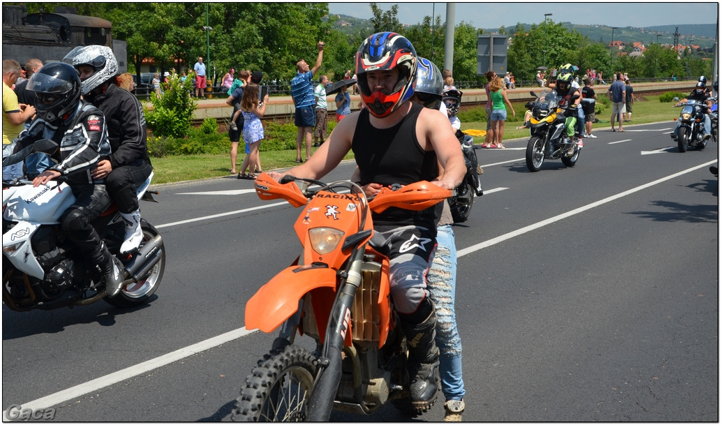 harleydavidsonopenroadfelvonulasmotorgaca201300230