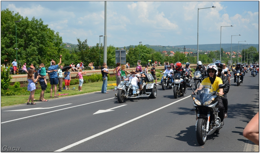 harleydavidsonopenroadfelvonulasmotorgaca201300250