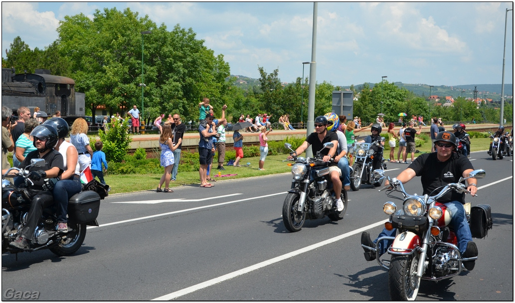 harleydavidsonopenroadfelvonulasmotorgaca201300261