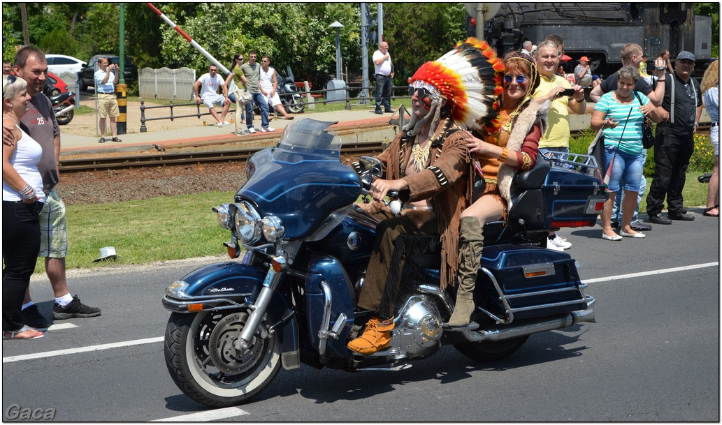 harleydavidsonopenroadfelvonulasmotorgaca201300291