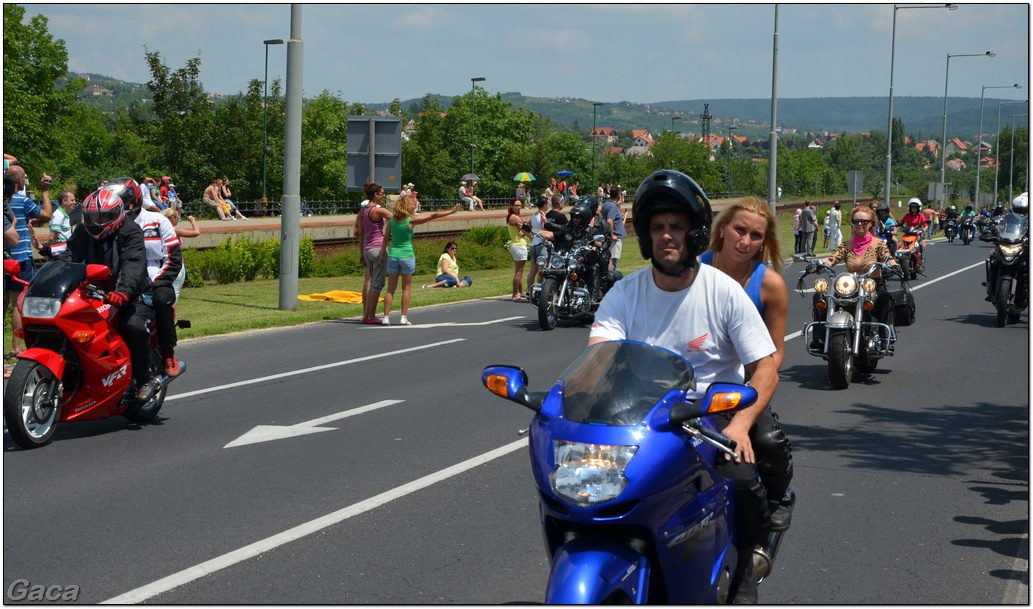 harleydavidsonopenroadfelvonulasmotorgaca201300298