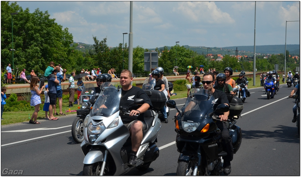 harleydavidsonopenroadfelvonulasmotorgaca201300315