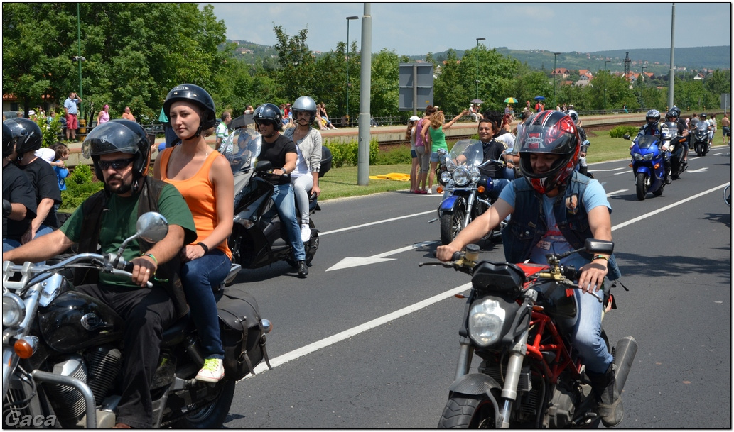 harleydavidsonopenroadfelvonulasmotorgaca201300316