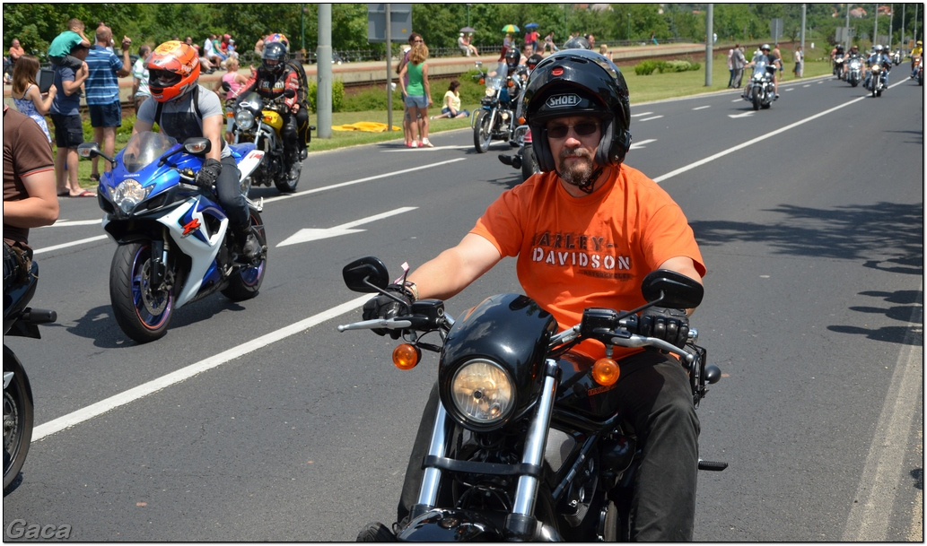 harleydavidsonopenroadfelvonulasmotorgaca201300338