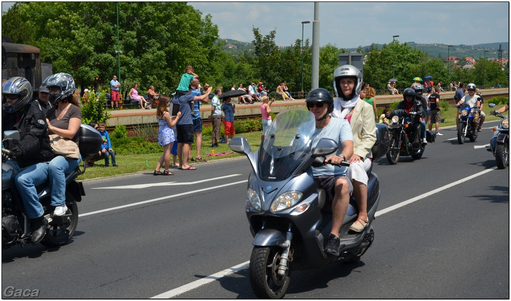 harleydavidsonopenroadfelvonulasmotorgaca201300348