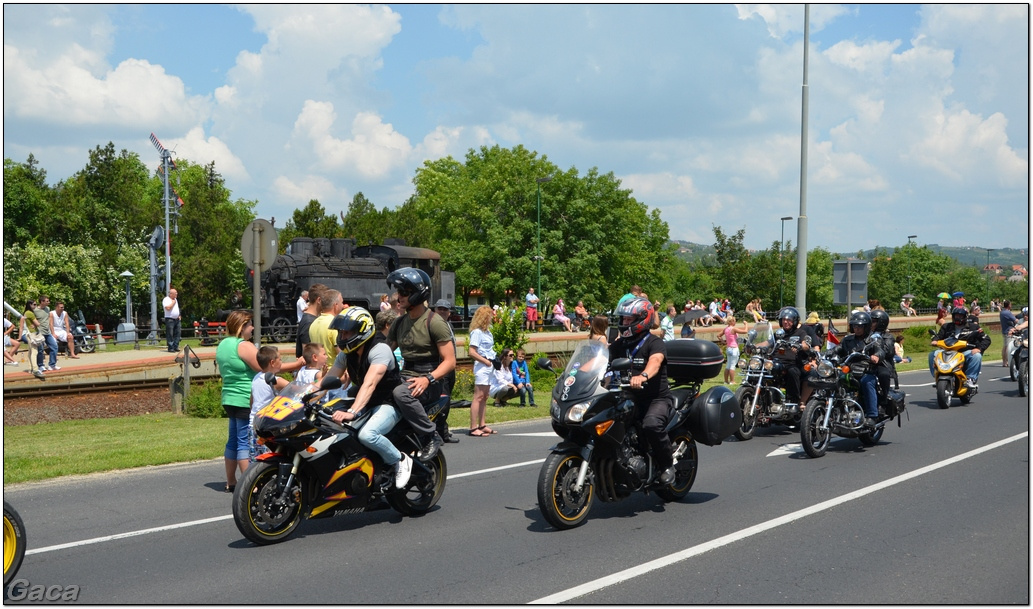 harleydavidsonopenroadfelvonulasmotorgaca201300359