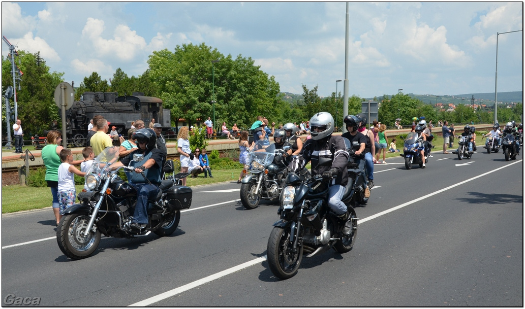 harleydavidsonopenroadfelvonulasmotorgaca201300367