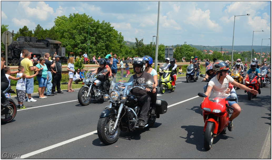 harleydavidsonopenroadfelvonulasmotorgaca201300372