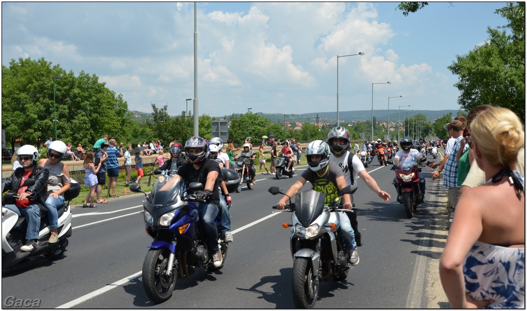 harleydavidsonopenroadfelvonulasmotorgaca201300376