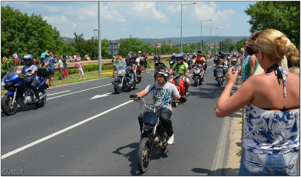 harleydavidsonopenroadfelvonulasmotorgaca201300379