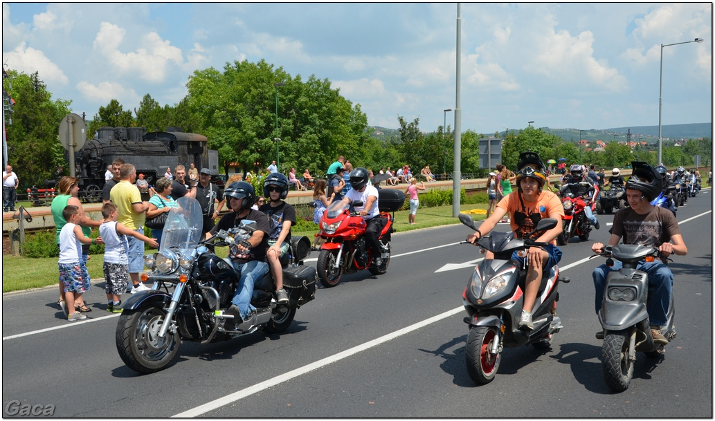 harleydavidsonopenroadfelvonulasmotorgaca201300380