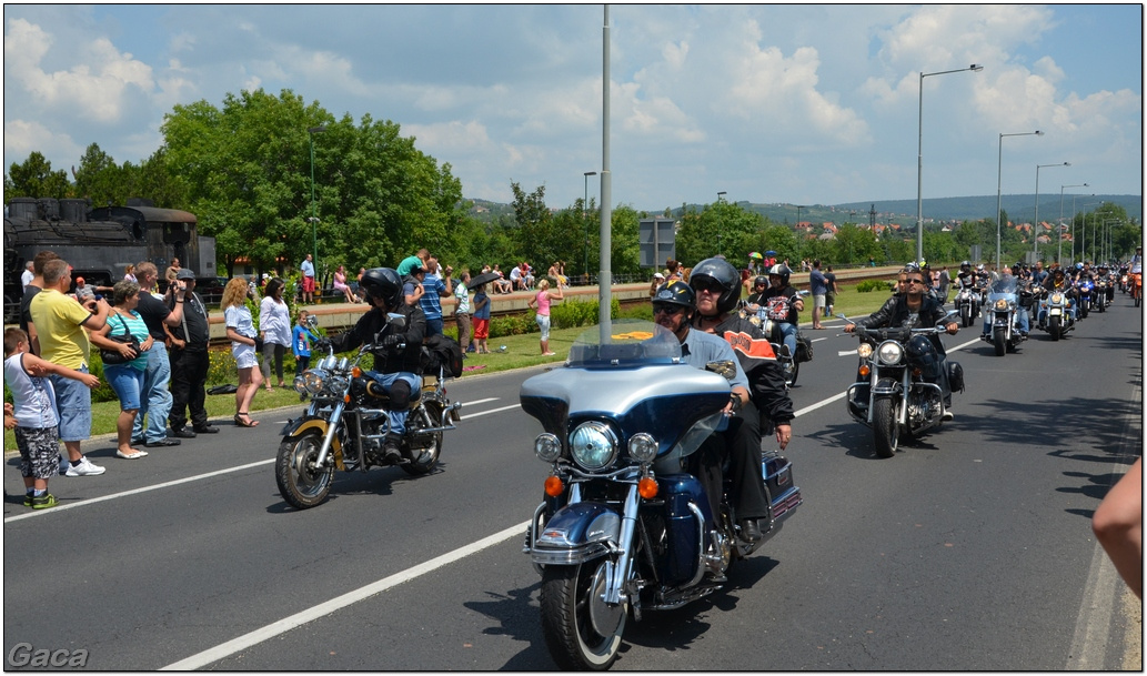 harleydavidsonopenroadfelvonulasmotorgaca201300386