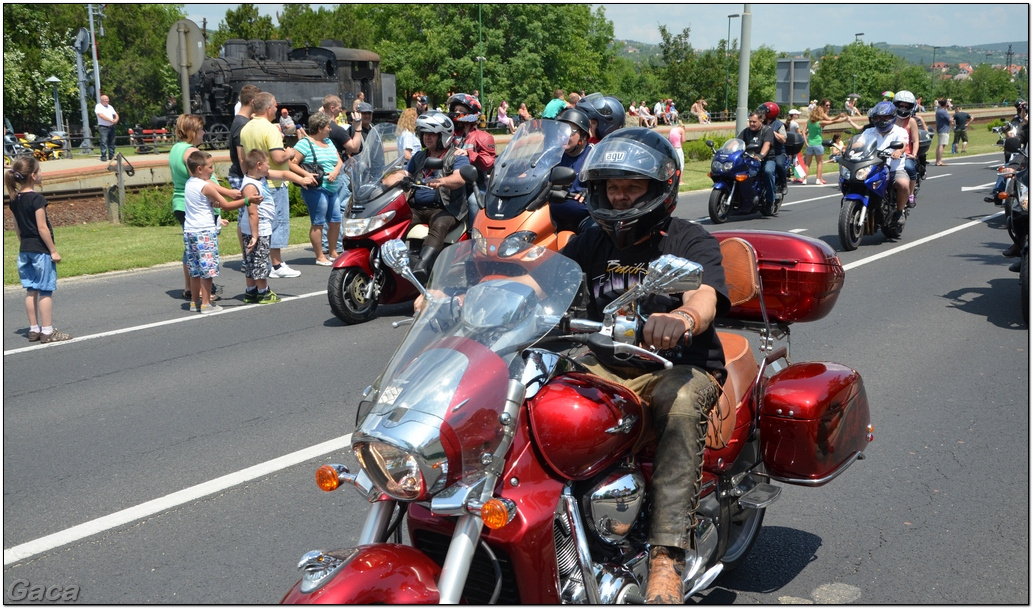 harleydavidsonopenroadfelvonulasmotorgaca201300407