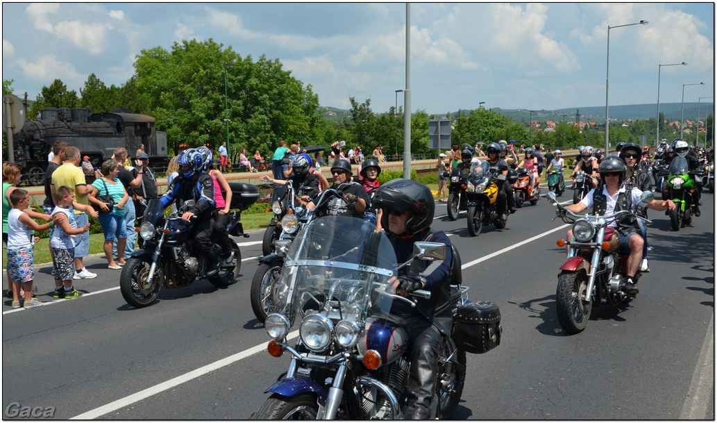 harleydavidsonopenroadfelvonulasmotorgaca201300408