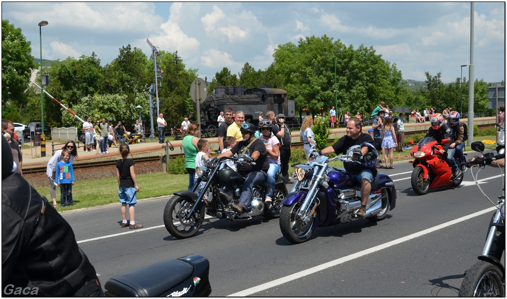 harleydavidsonopenroadfelvonulasmotorgaca201300433