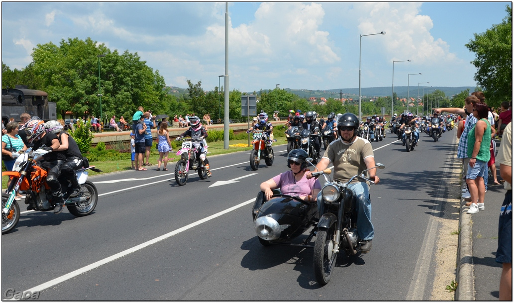 harleydavidsonopenroadfelvonulasmotorgaca201300476