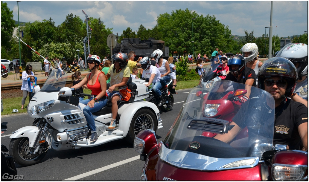 harleydavidsonopenroadfelvonulasmotorgaca201300482