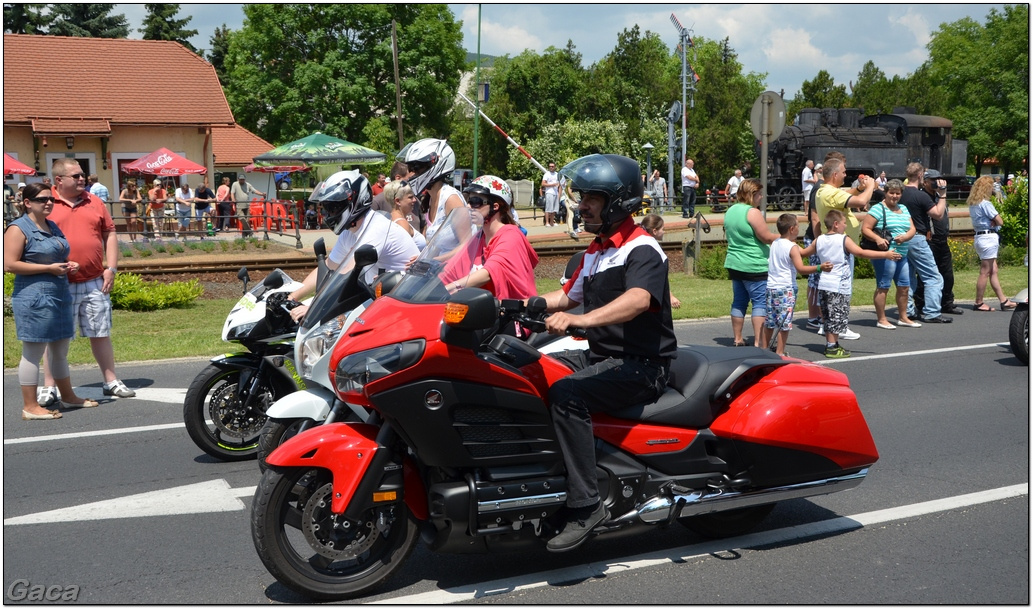 harleydavidsonopenroadfelvonulasmotorgaca201300483