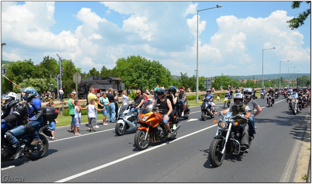 harleydavidsonopenroadfelvonulasmotorgaca201300503