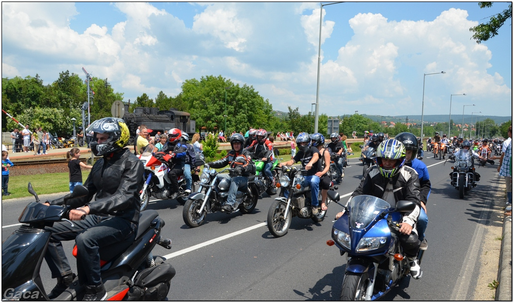 harleydavidsonopenroadfelvonulasmotorgaca201300512