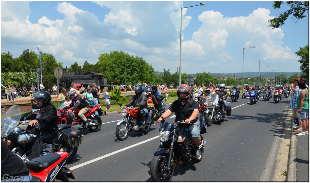 harleydavidsonopenroadfelvonulasmotorgaca201300524