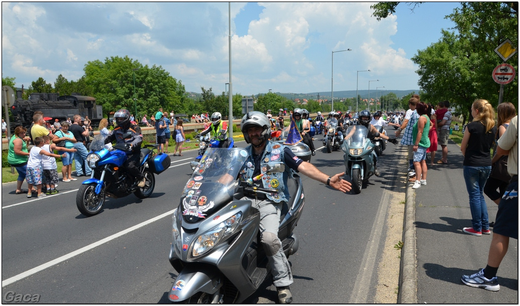 harleydavidsonopenroadfelvonulasmotorgaca201300550