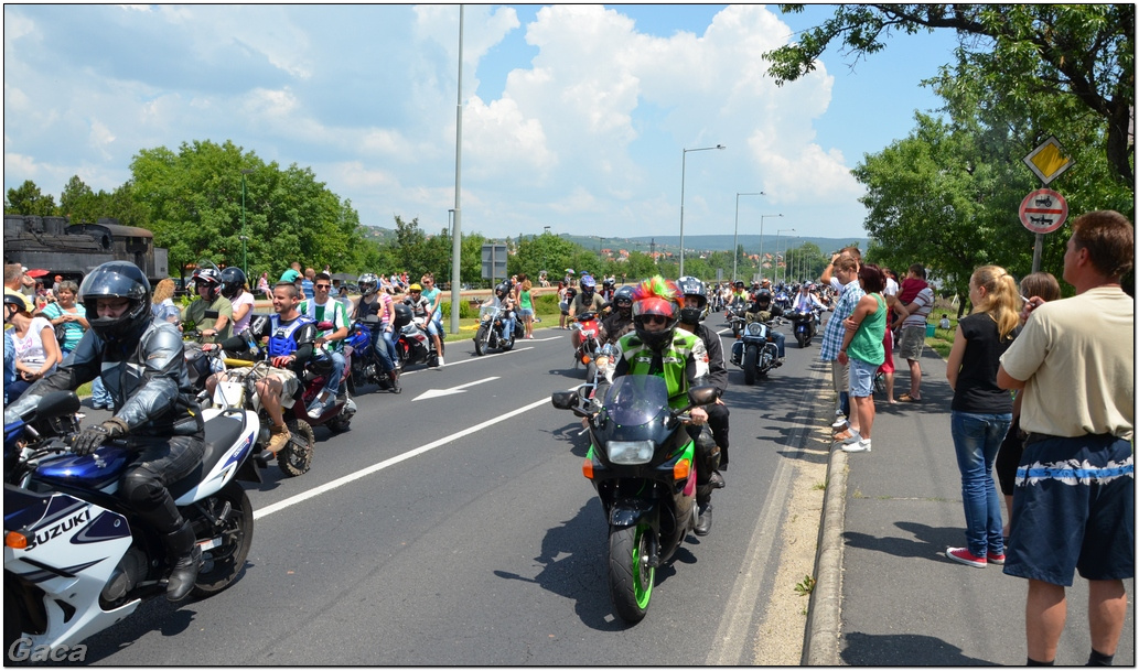 harleydavidsonopenroadfelvonulasmotorgaca201300561