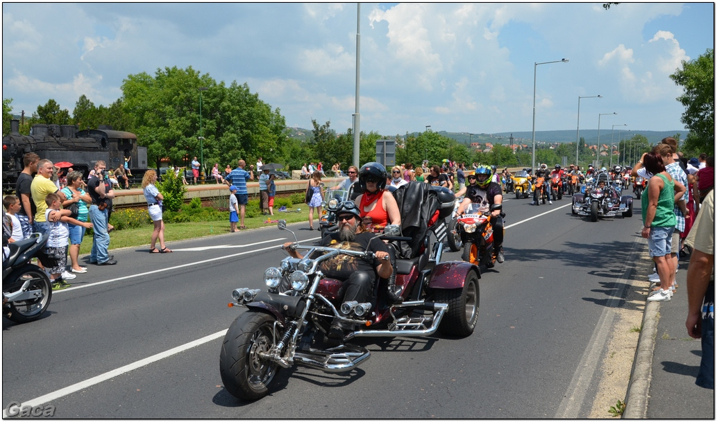 harleydavidsonopenroadfelvonulasmotorgaca201300609