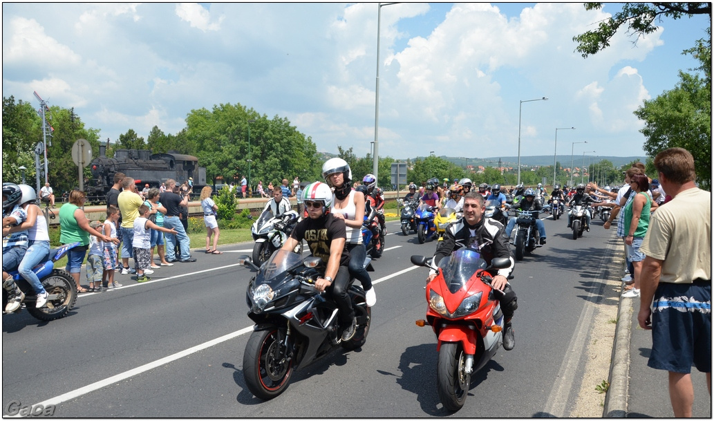 harleydavidsonopenroadfelvonulasmotorgaca201300632