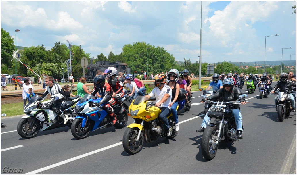 harleydavidsonopenroadfelvonulasmotorgaca201300633