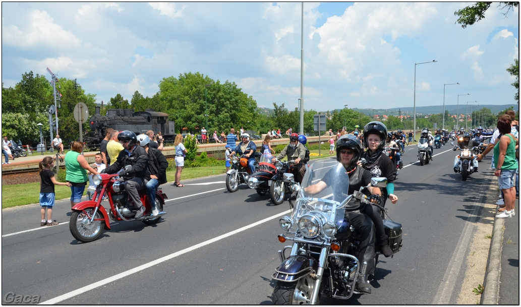 harleydavidsonopenroadfelvonulasmotorgaca201300637