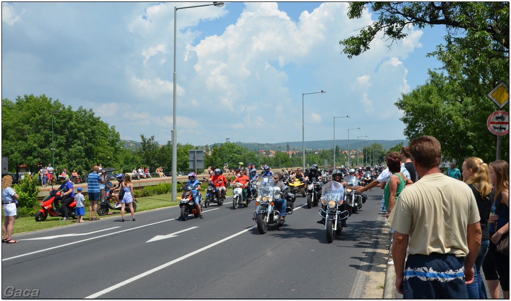 harleydavidsonopenroadfelvonulasmotorgaca201300646