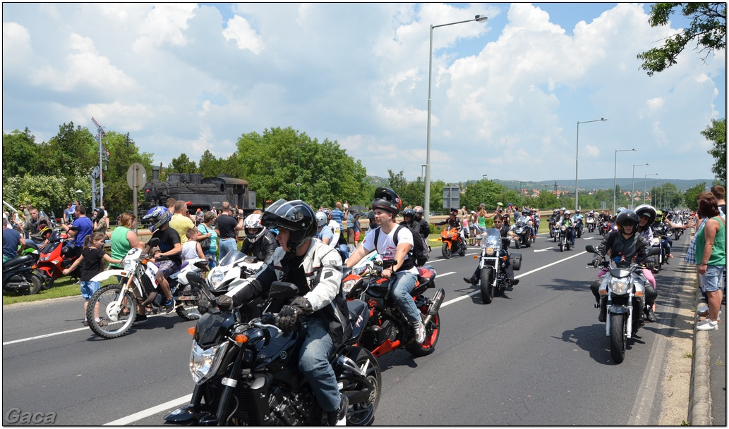 harleydavidsonopenroadfelvonulasmotorgaca201300658