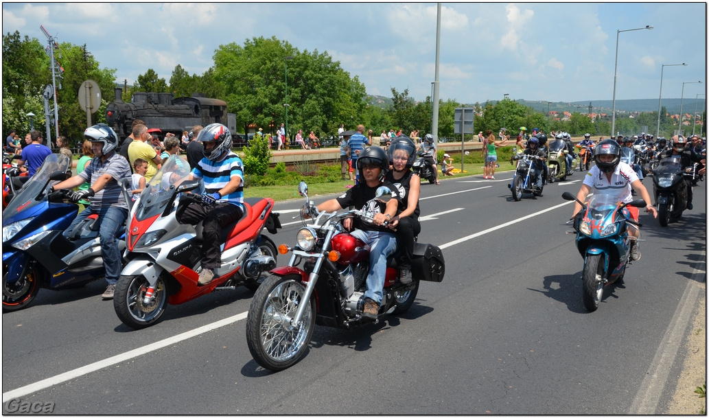 harleydavidsonopenroadfelvonulasmotorgaca201300685