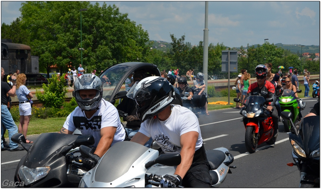 harleydavidsonopenroadfelvonulasmotorgaca201300693