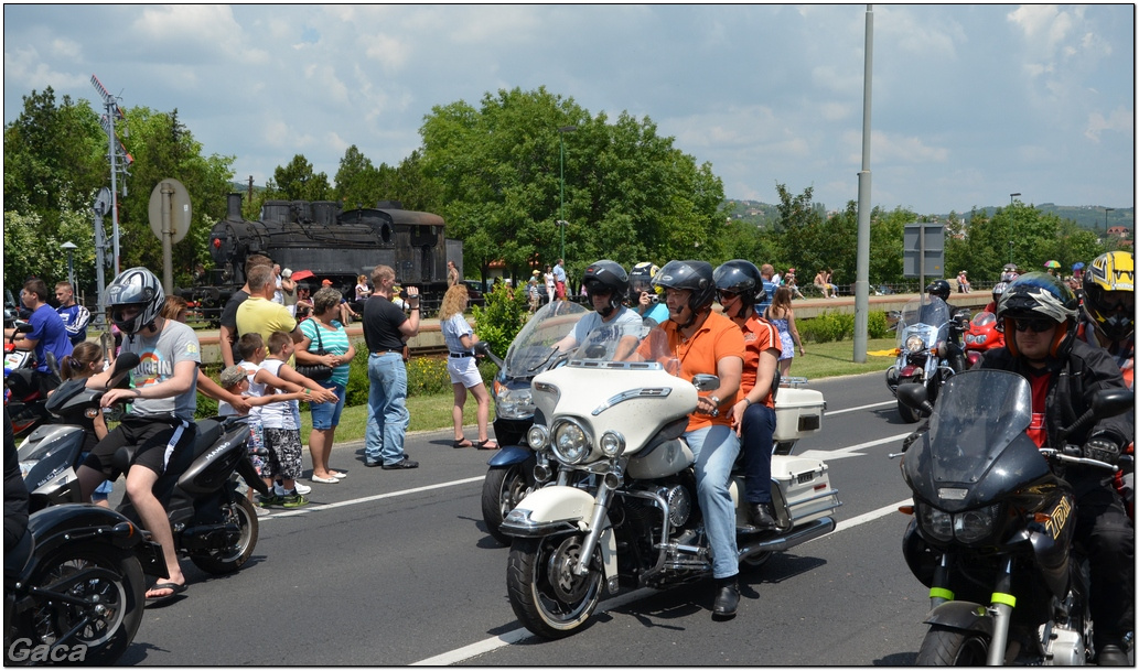 harleydavidsonopenroadfelvonulasmotorgaca201300705