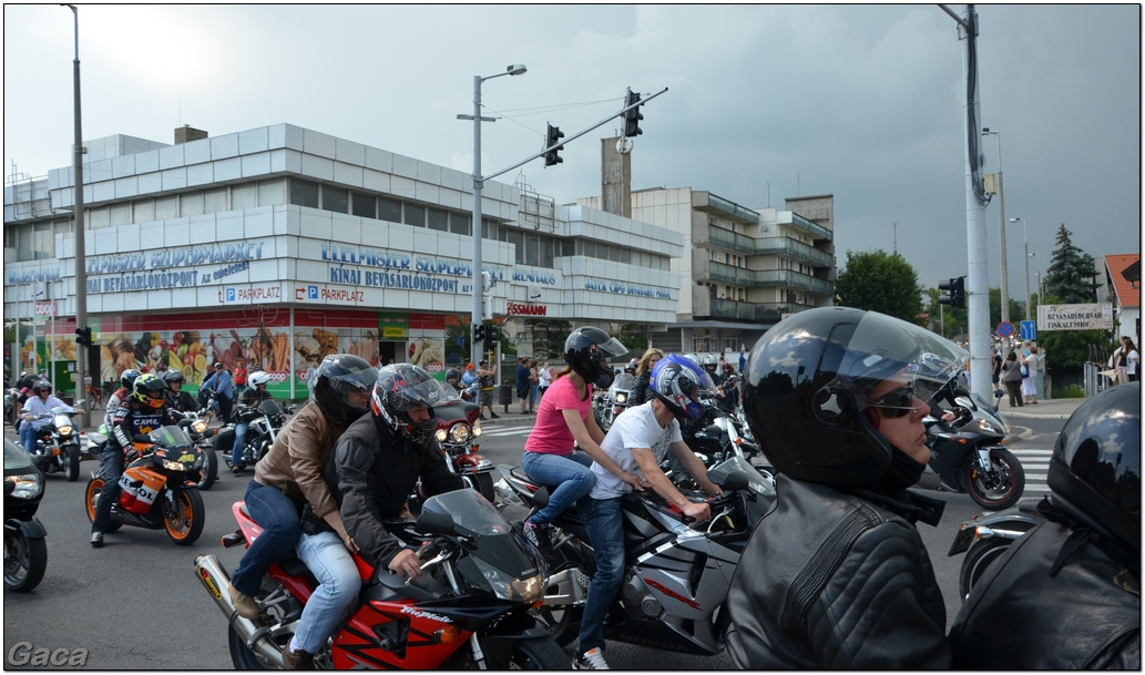 harleydavidsonopenroadfelvonulasmotorgaca201300723