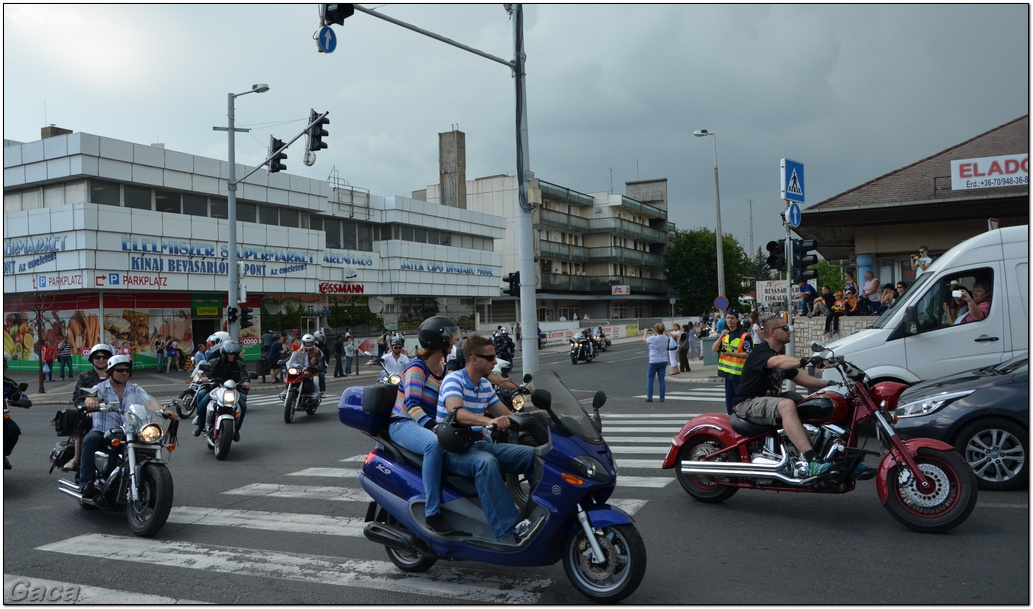 harleydavidsonopenroadfelvonulasmotorgaca201300736