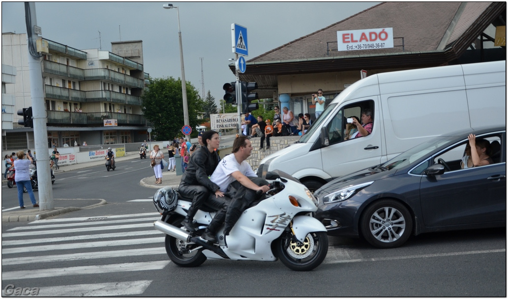 harleydavidsonopenroadfelvonulasmotorgaca201300752