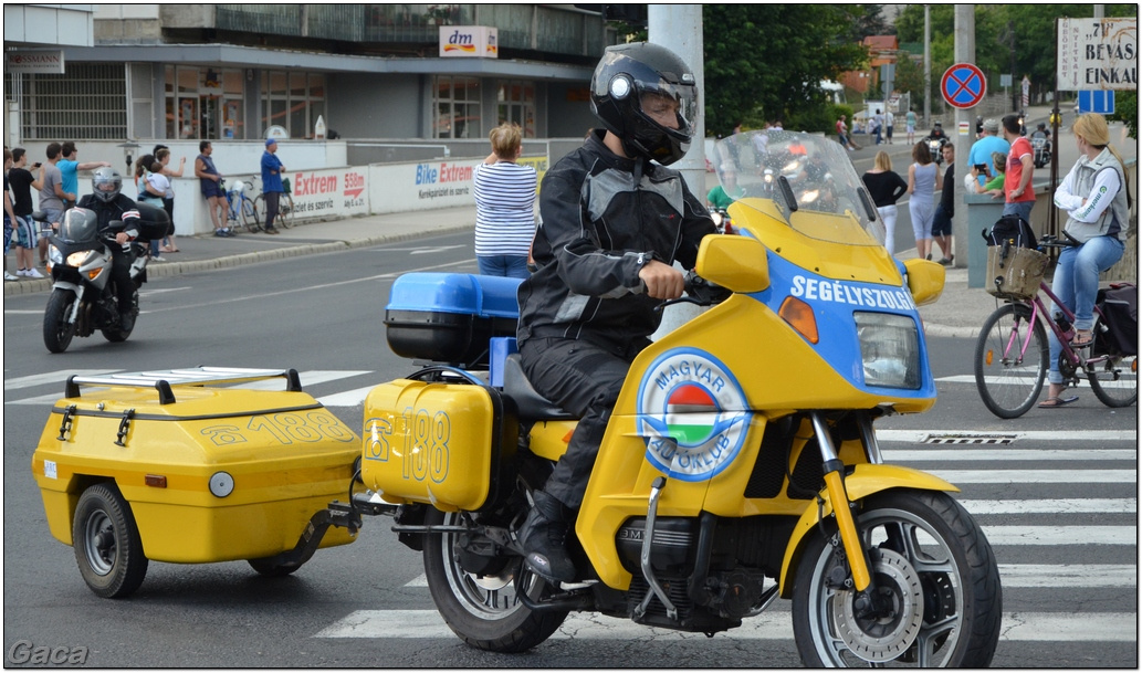 harleydavidsonopenroadfelvonulasmotorgaca201300770