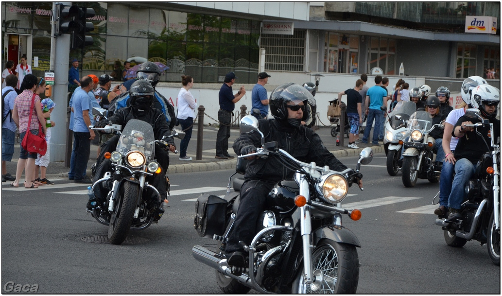 harleydavidsonopenroadfelvonulasmotorgaca201300796