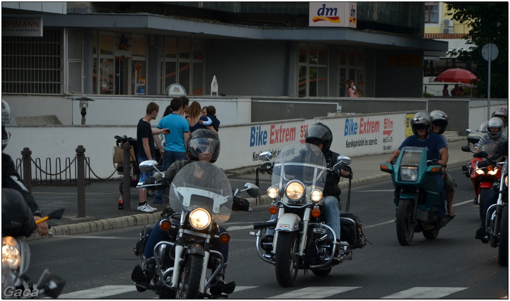 harleydavidsonopenroadfelvonulasmotorgaca201300821