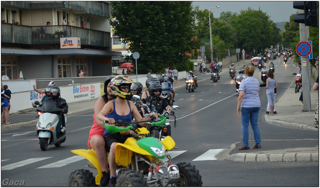 harleydavidsonopenroadfelvonulasmotorgaca201300837