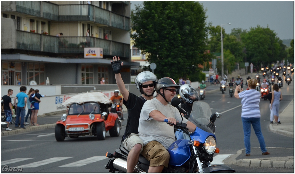 harleydavidsonopenroadfelvonulasmotorgaca201300838