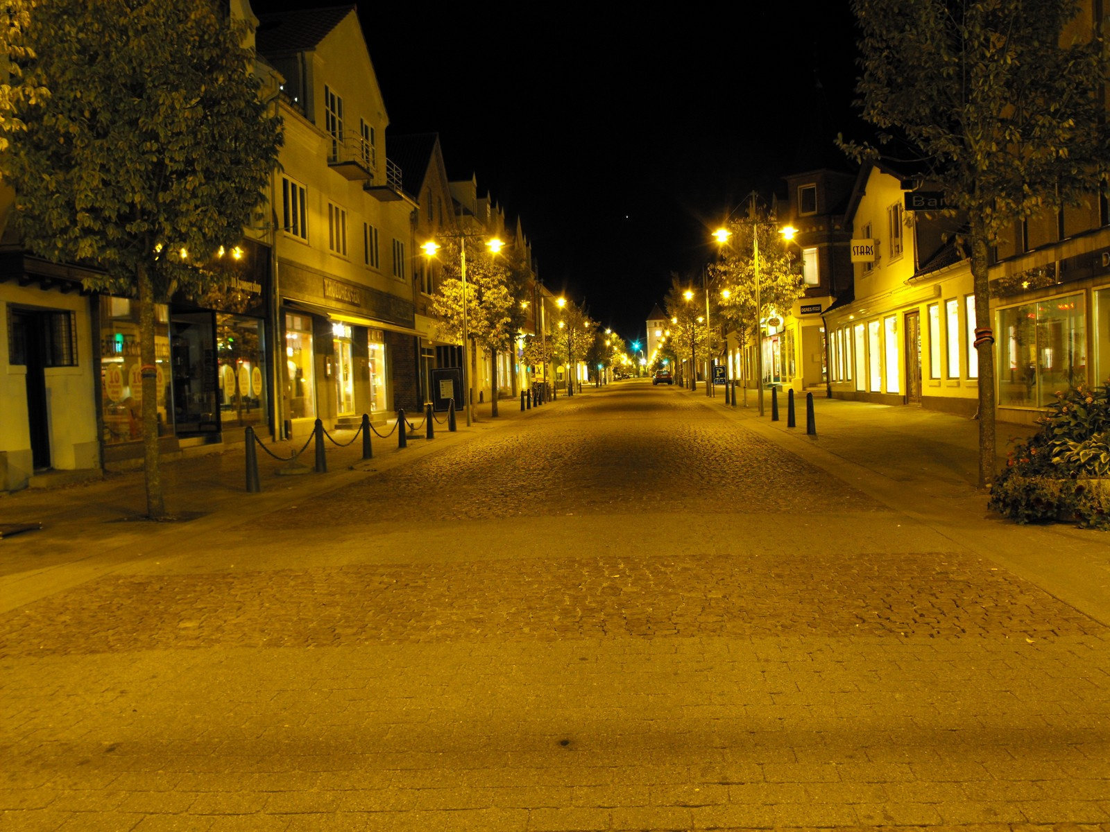 Bronderslev sétáló utca Brønderslev gågade om natten