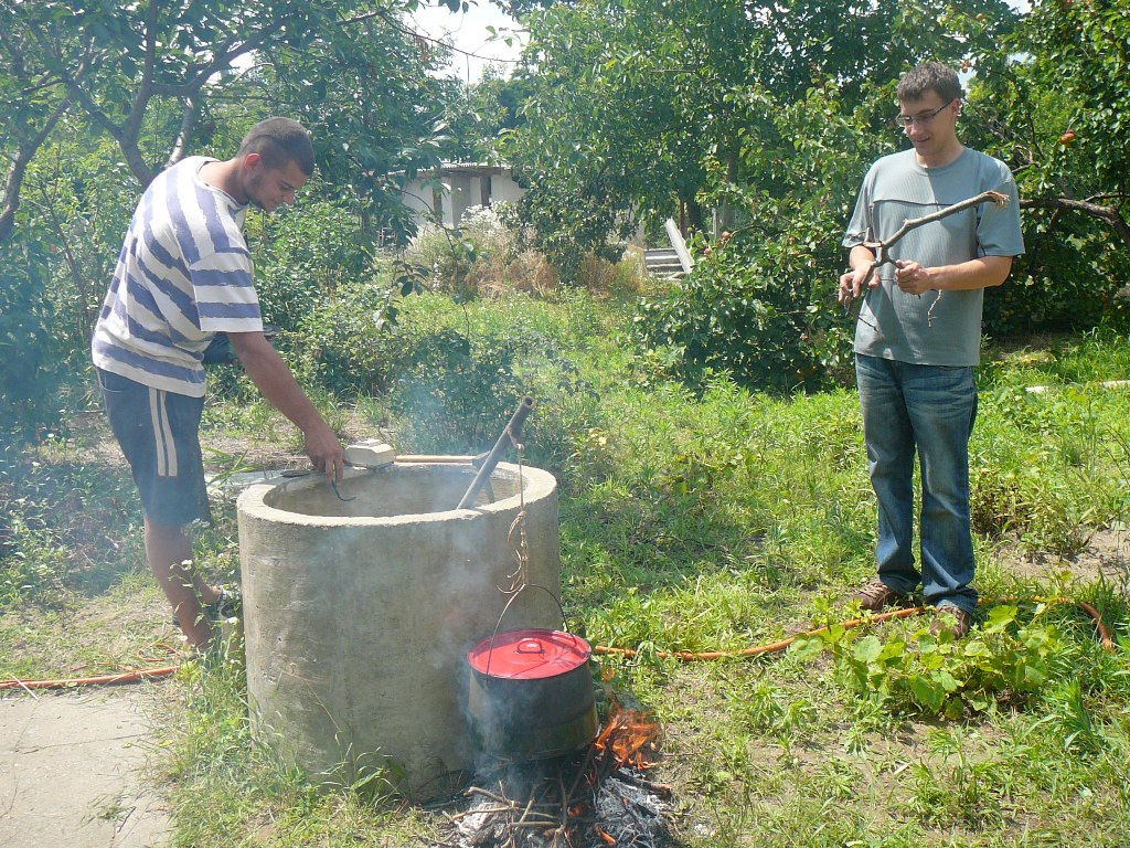 Bogracsozas 20110702 telek 011